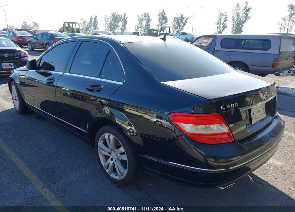2008 MERCEDES-BENZ C 300 LUXURY/SPORT VIN: WDDGF54X38R033413