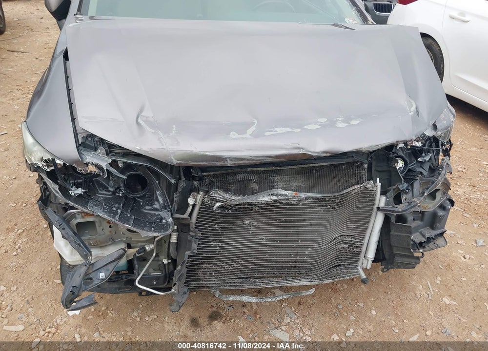 2013 HONDA CIVIC LX VIN: 19XFB2F51DE240819