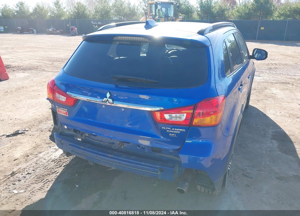 2018 MITSUBISHI OUTLANDER SPORT 2.4 SEL VIN: JA4AR4AW8JZ029421