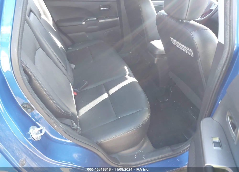 2018 MITSUBISHI OUTLANDER SPORT 2.4 SEL VIN: JA4AR4AW8JZ029421