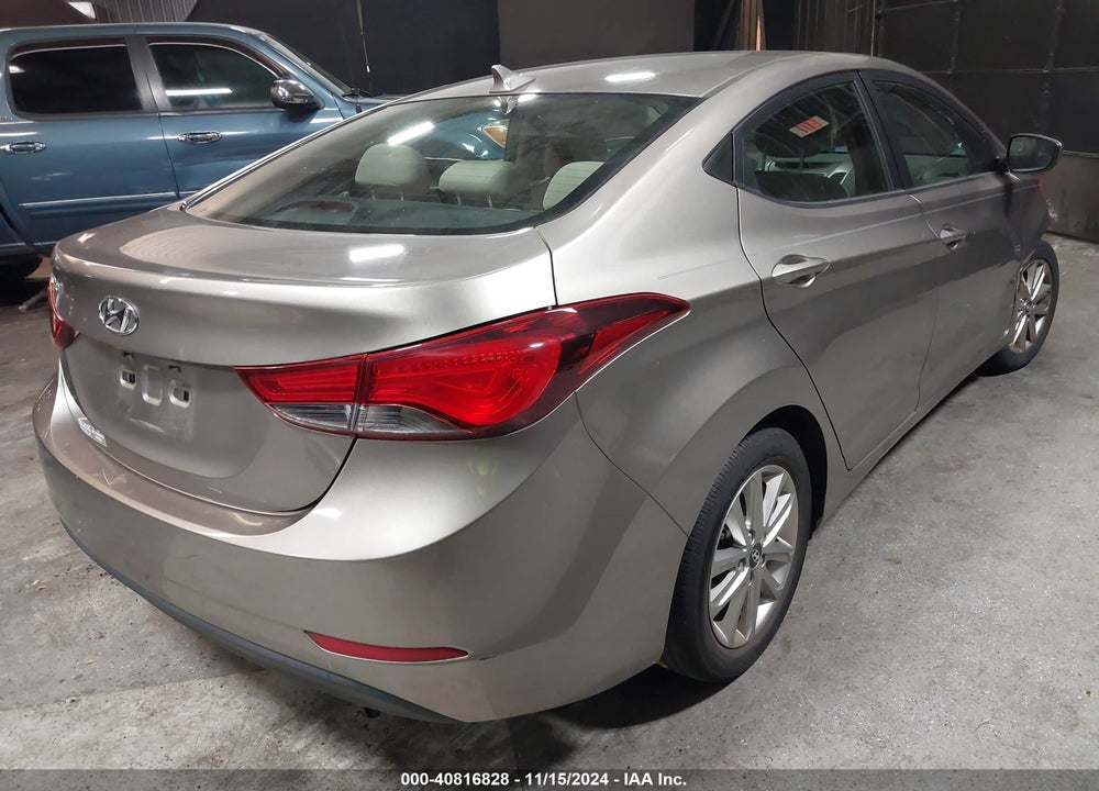 2015 HYUNDAI ELANTRA SE VIN: 5NPDH4AE7FH559956