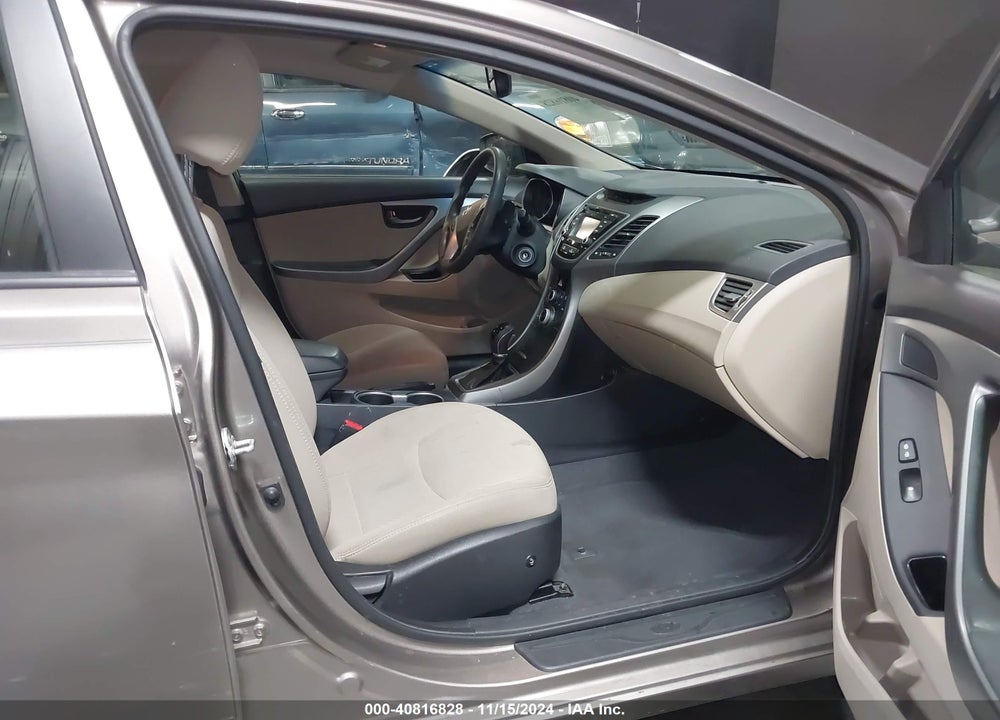 2015 HYUNDAI ELANTRA SE VIN: 5NPDH4AE7FH559956