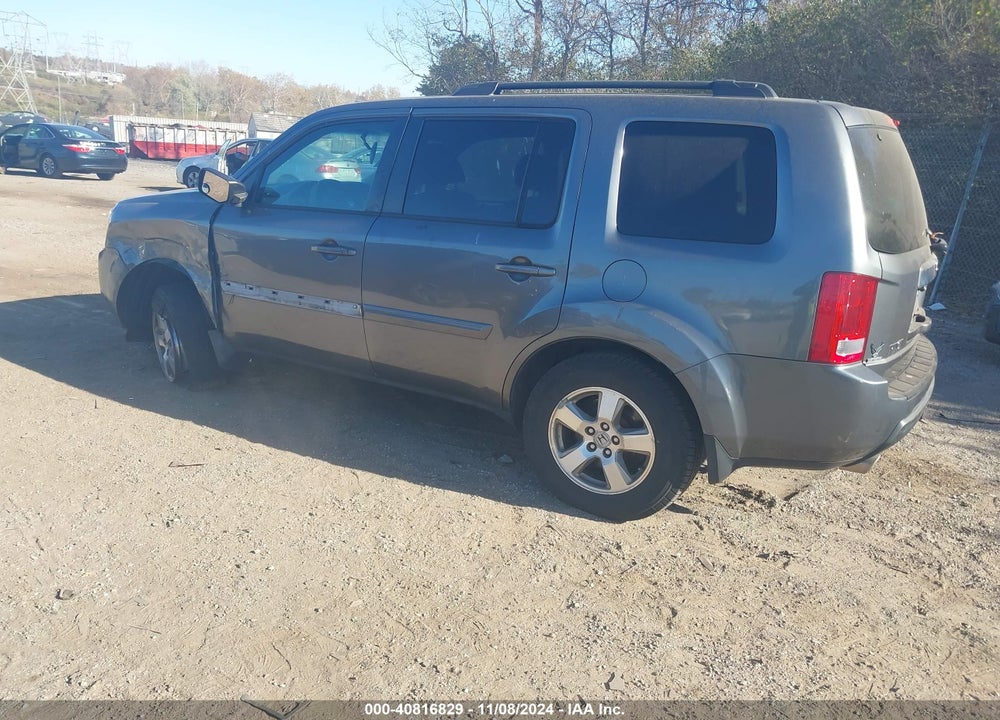 2010 HONDA PILOT EX VIN: 5FNYF4H49AB005958