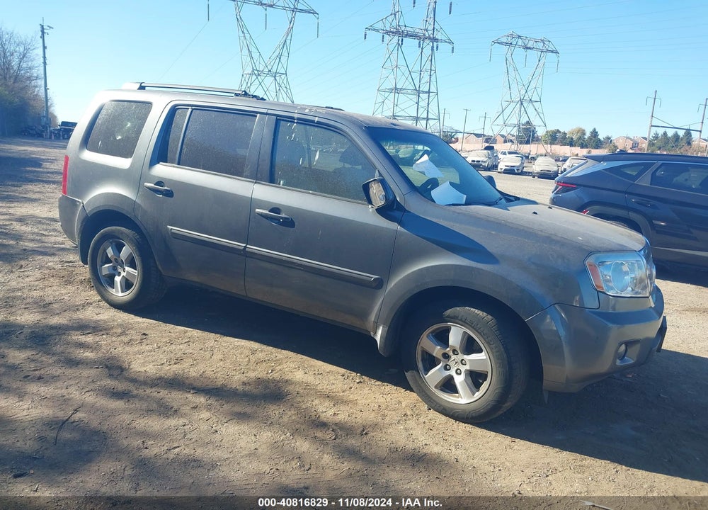 2010 HONDA PILOT EX VIN: 5FNYF4H49AB005958