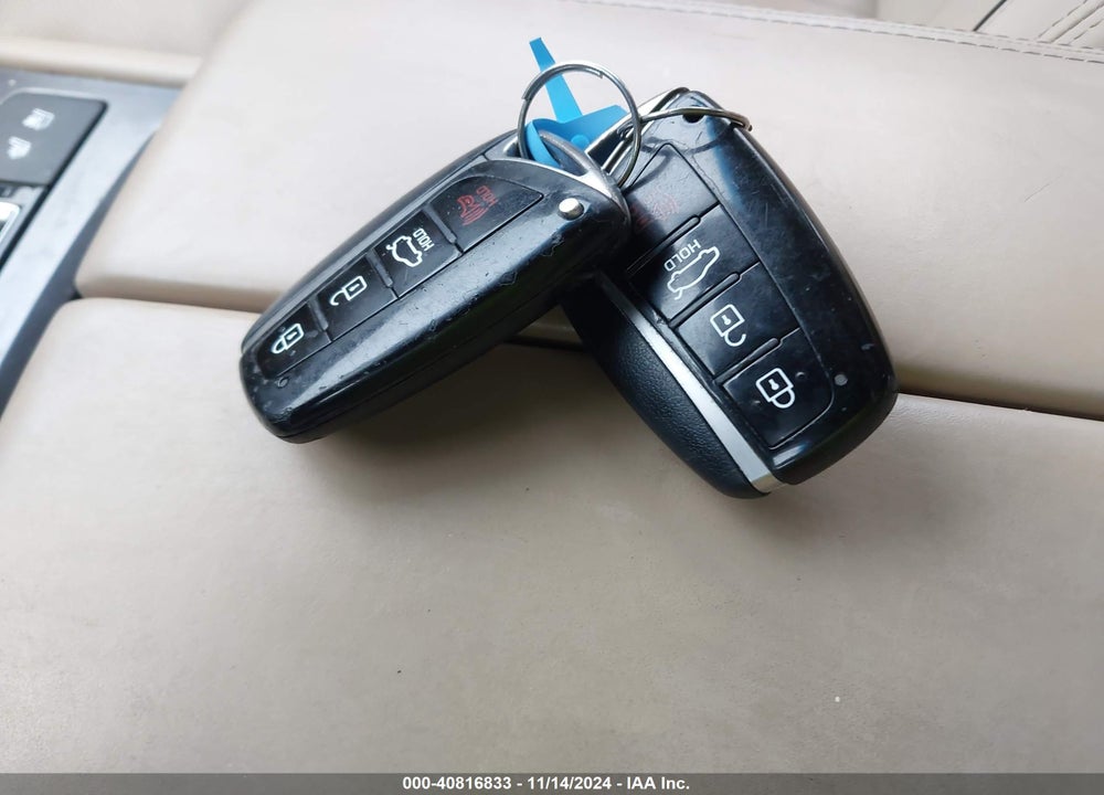 2015 HYUNDAI GENESIS 3.8 VIN: KMHGN4JE5FU082029