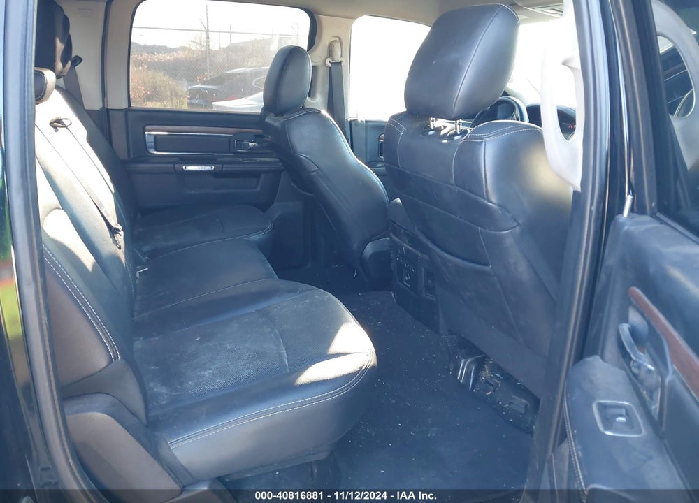 2017 RAM 1500 LAIE  4X4 5'7 BOX VIN: 1C6RR7NTXHS636165