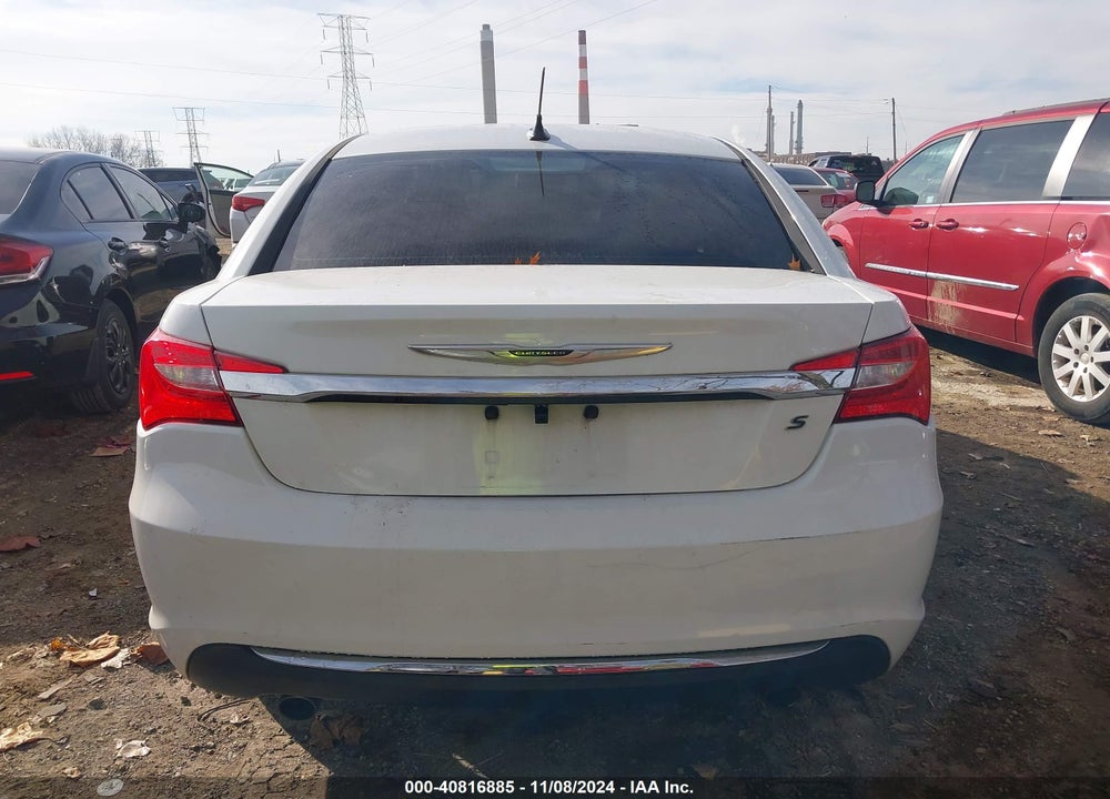 2011 CHRYSLER 200 S VIN: 1C3BC8FG8BN574861