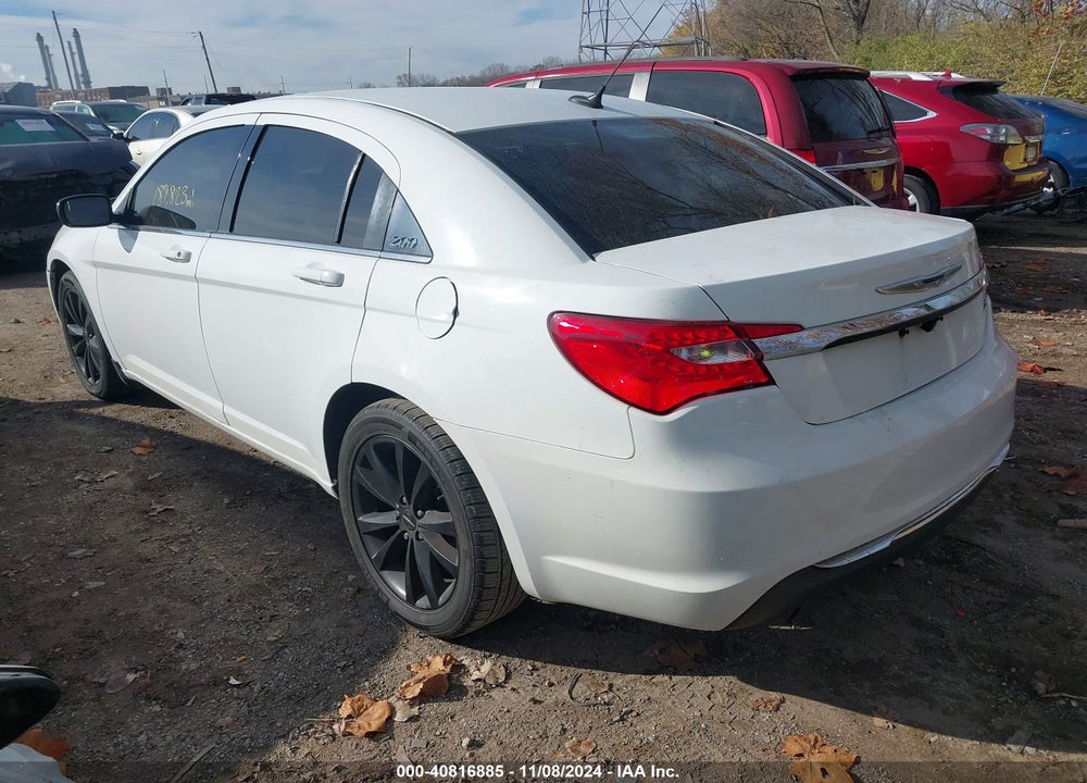 2011 CHRYSLER 200 S VIN: 1C3BC8FG8BN574861