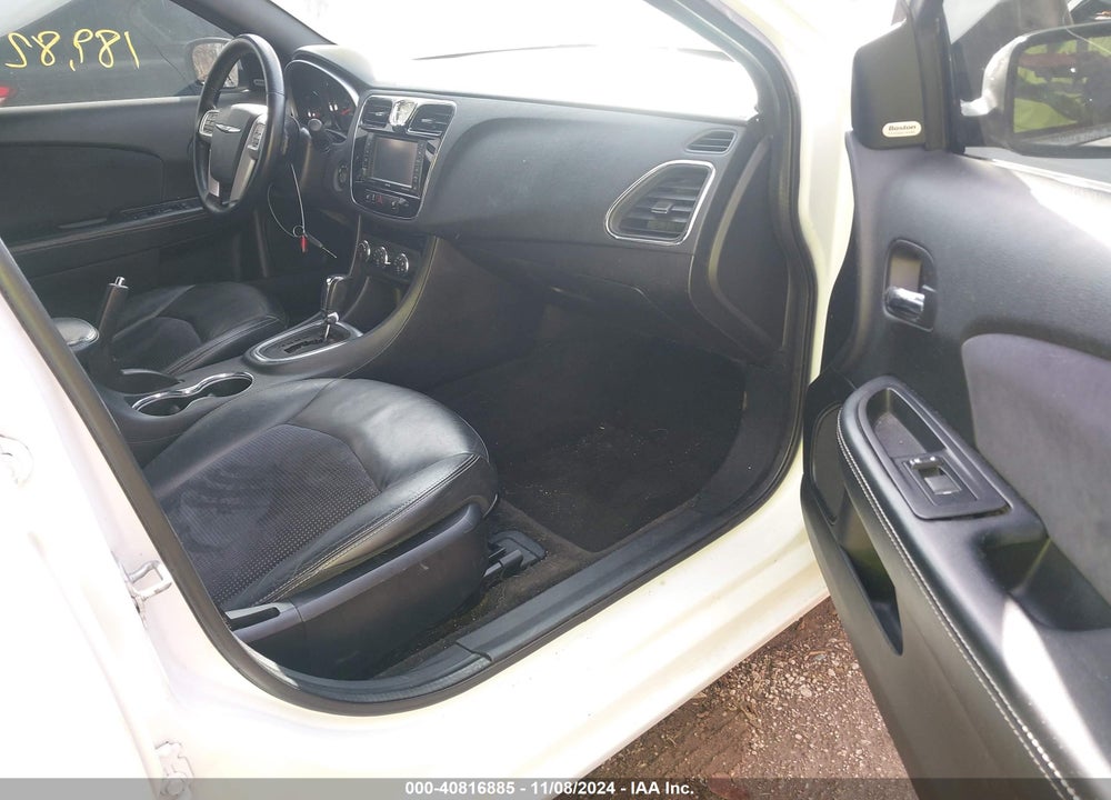 2011 CHRYSLER 200 S VIN: 1C3BC8FG8BN574861