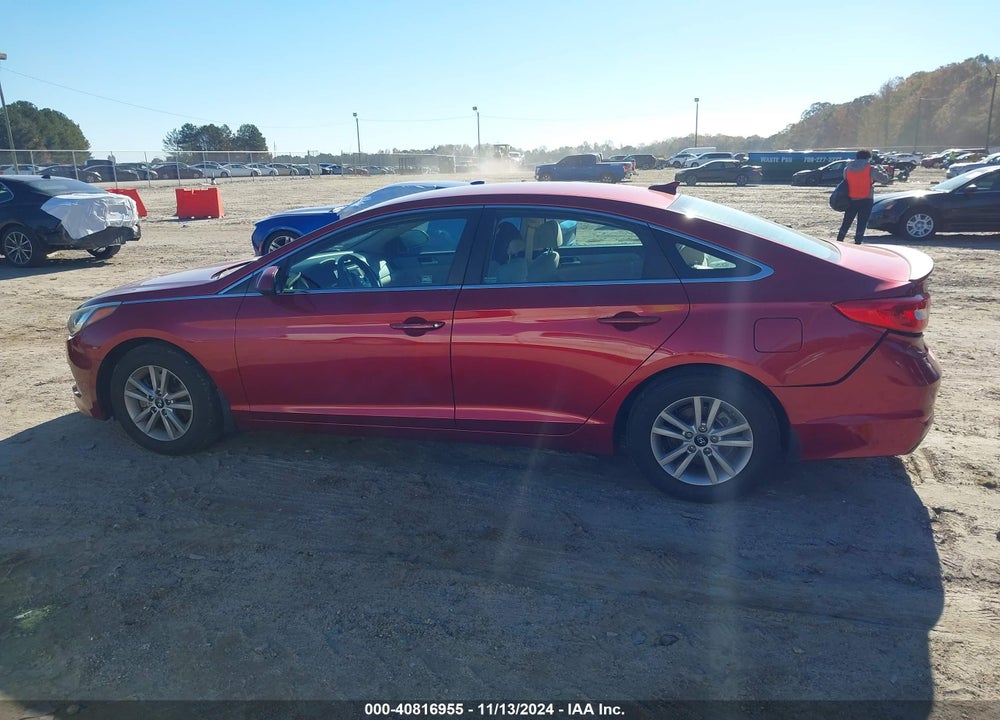 2015 HYUNDAI SONATA SE VIN: 5NPE24AF5FH206372