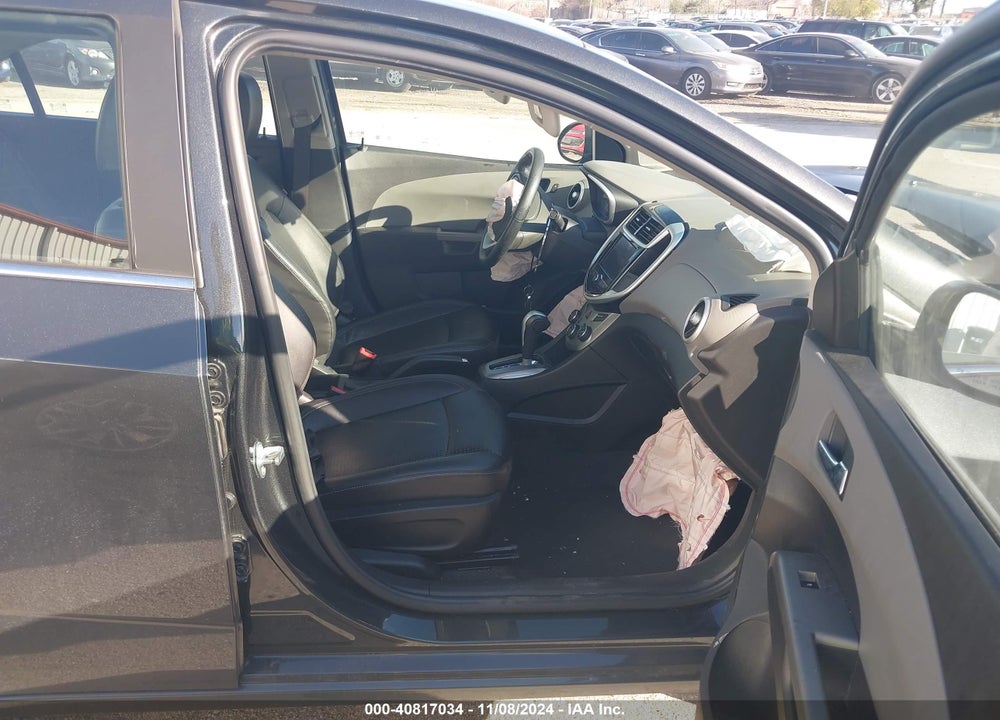 2020 CHEVROLET SONIC FWD  PREMIER VIN: 1G1JF5SB4L4117360