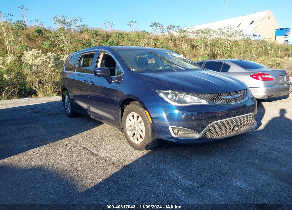 2019 CHRYSLER PACIFICA TOURING PLUS VIN: 2C4RC1FG0KR638542