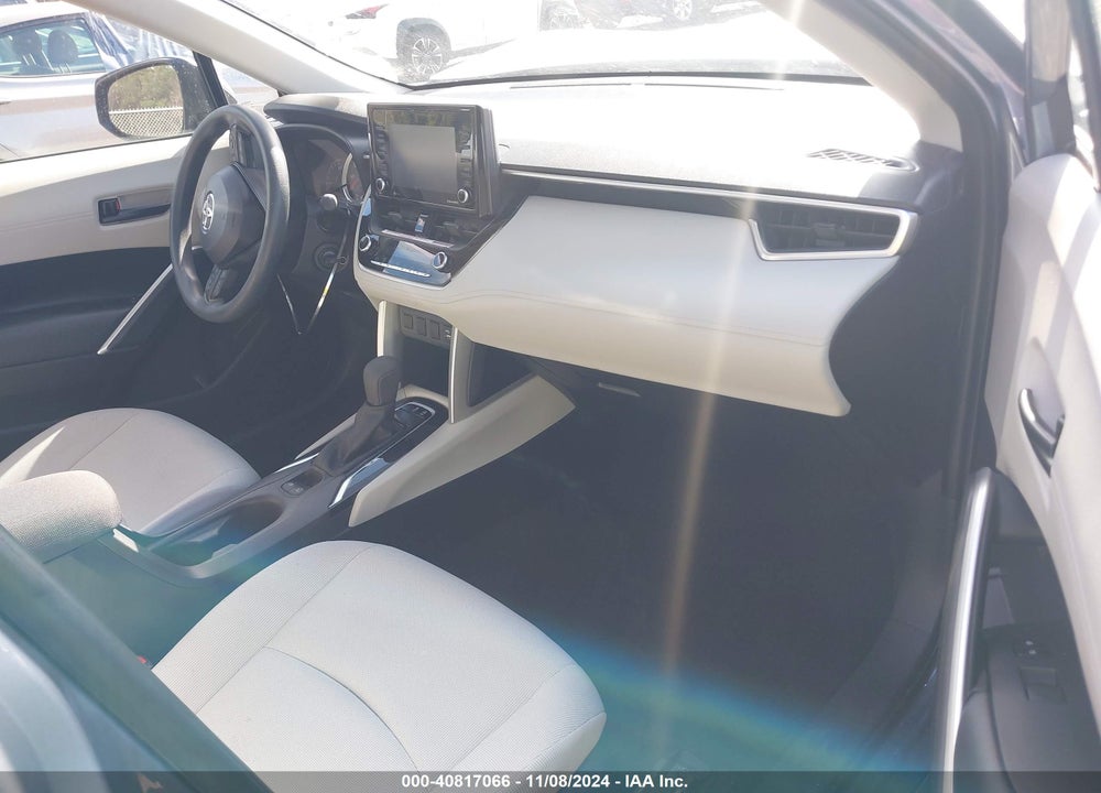 2022 TOYOTA COROLLA CROSS L VIN: 7MUAAAAG1NV013210