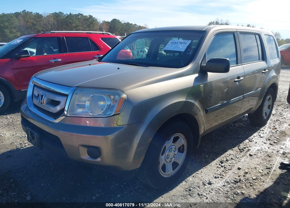 2011 HONDA PILOT LX VIN: 5FNYF4H25BB097943