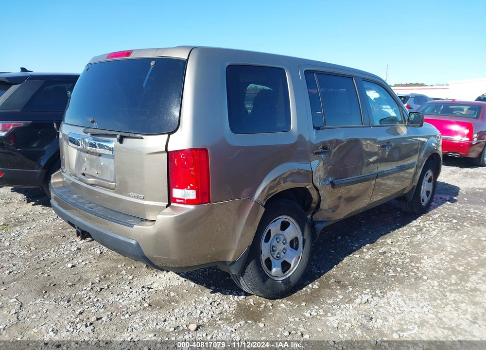 2011 HONDA PILOT LX VIN: 5FNYF4H25BB097943