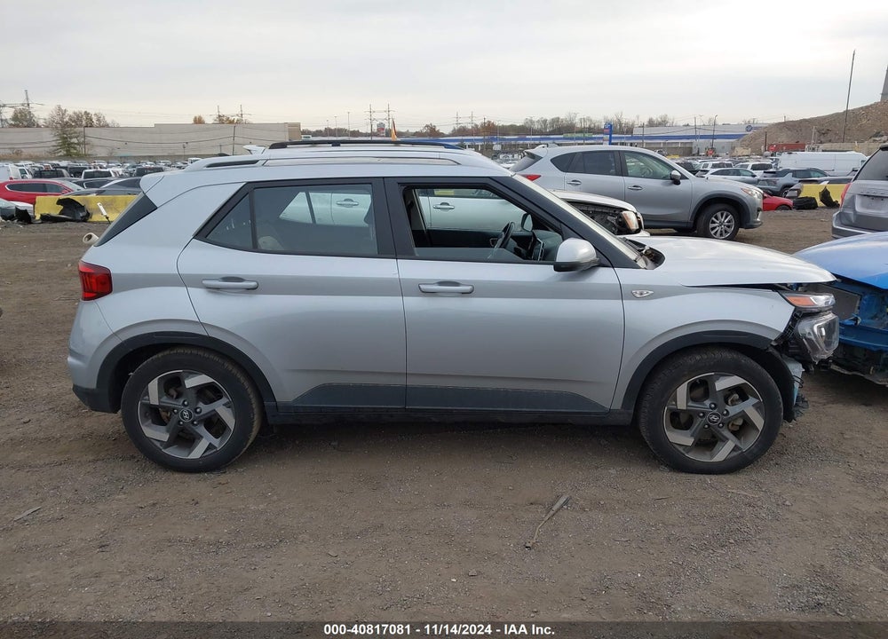 2022 HYUNDAI VENUE SEL VIN: KMHRC8A36NU190260