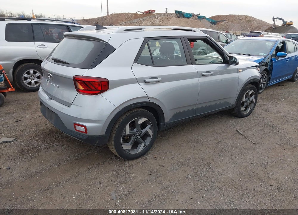 2022 HYUNDAI VENUE SEL VIN: KMHRC8A36NU190260