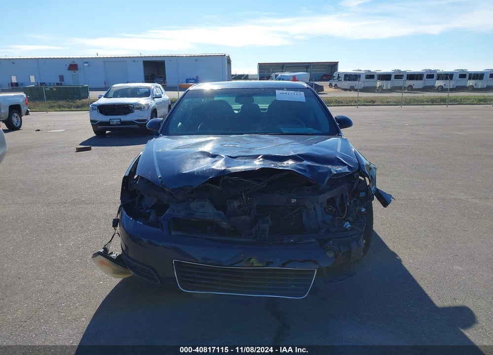 2010 CHEVROLET IMPALA LT VIN: 2G1WB5EK2A1111580