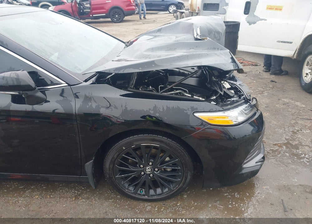 2018 TOYOTA CAMRY XLE V6 VIN: 4T1BZ1HK3JU010571