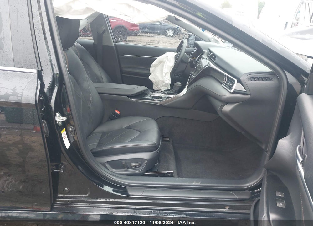 2018 TOYOTA CAMRY XLE V6 VIN: 4T1BZ1HK3JU010571