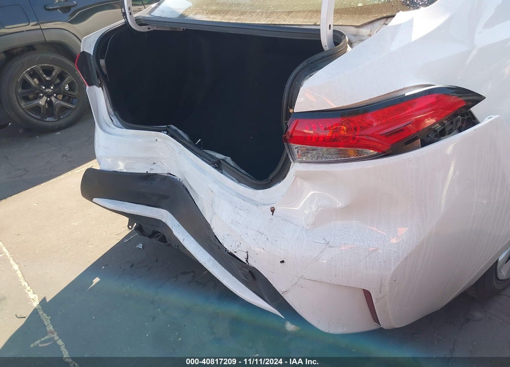 2022 TOYOTA COROLLA LE VIN: 5YFEPMAE2NP299894