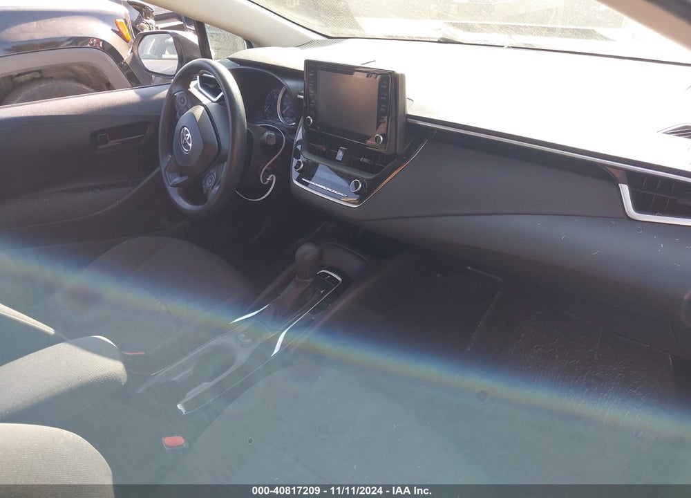 2022 TOYOTA COROLLA LE VIN: 5YFEPMAE2NP299894