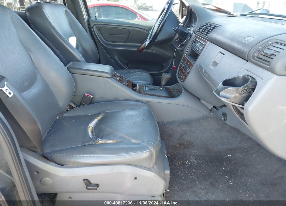 1999 MERCEDES-BENZ ML 320 VIN: 4JGAB54E4XA114925