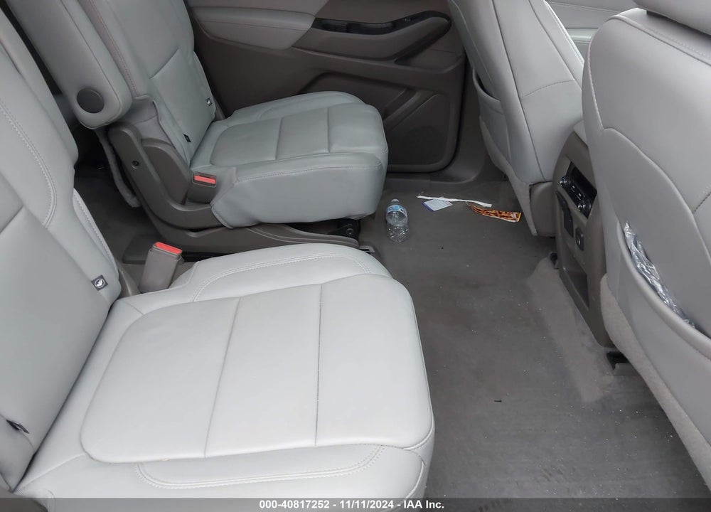 2019 CHEVROLET TRAVERSE 3LT VIN: 1GNEVHKW7KJ215970