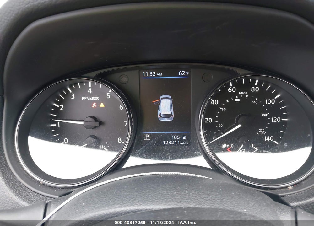 2019 NISSAN ROGUE SV VIN: 5N1AT2MTXKC823804