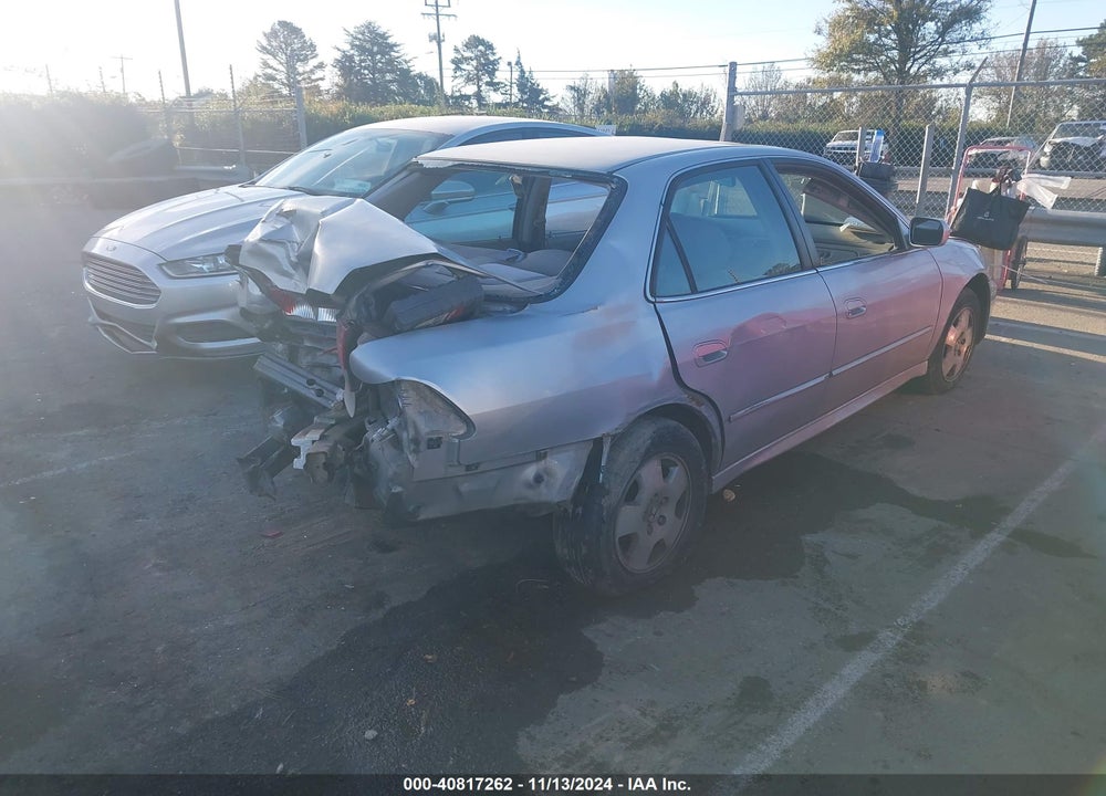 2001 HONDA ACCORD 3.0 EX VIN: 1HGCG16541A049247
