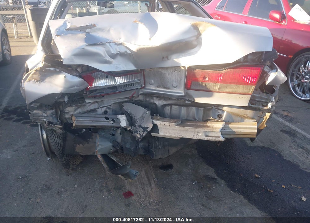 2001 HONDA ACCORD 3.0 EX VIN: 1HGCG16541A049247