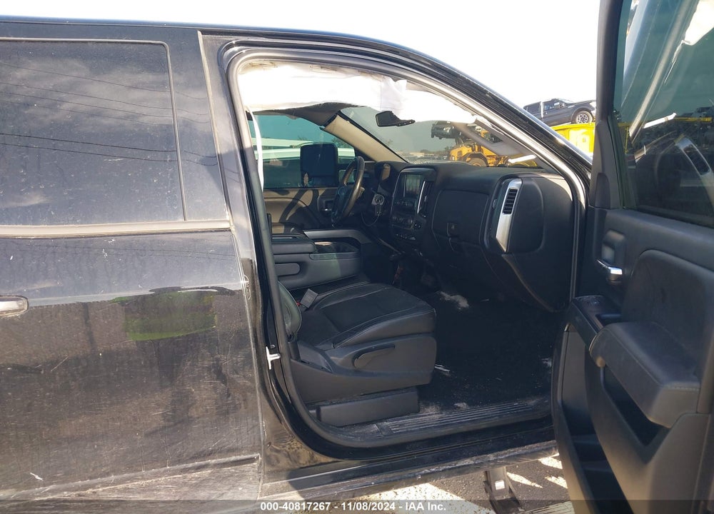 2018 CHEVROLET SILVERADO 1500 1LT VIN: 1GCRCREC9JZ322168