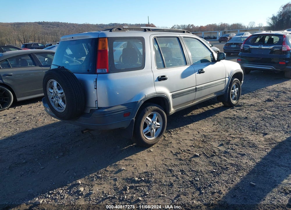 1998 HONDA CR-V LX VIN: JHLRD1844WC030086