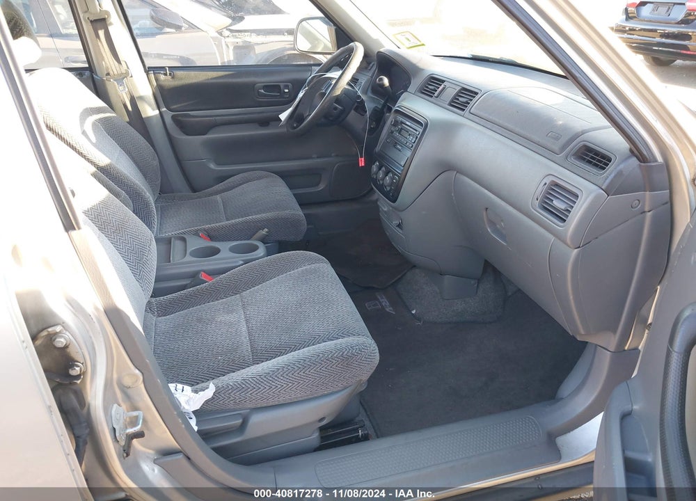 1998 HONDA CR-V LX VIN: JHLRD1844WC030086