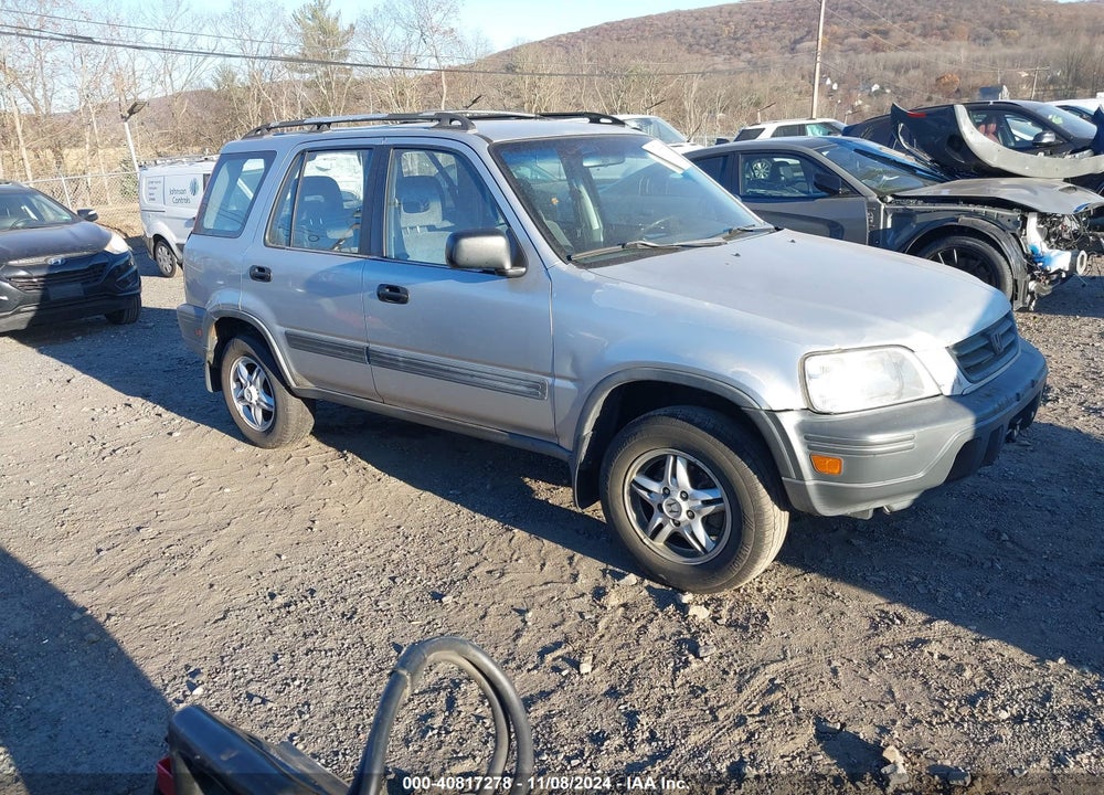 1998 HONDA CR-V LX VIN: JHLRD1844WC030086