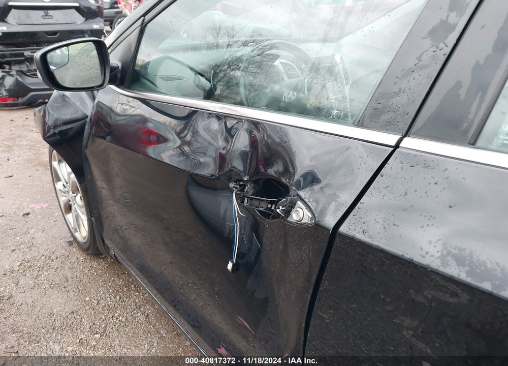 2014 HYUNDAI ELANTRA GT VIN: KMHD35LH7EU199003