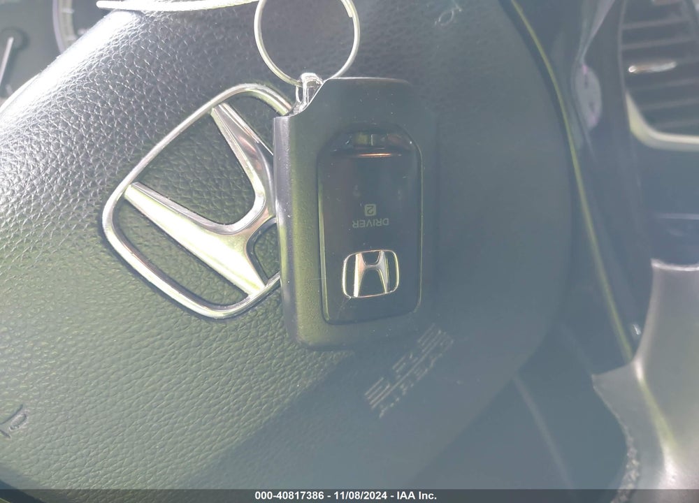 2017 HONDA ACCORD EX-L VIN: 1HGCR2F89HA195521