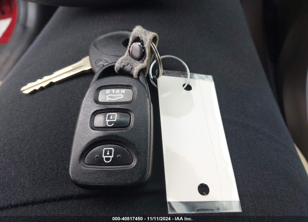2013 HYUNDAI ELANTRA GLS VIN: KMHDH4AE9DU534278