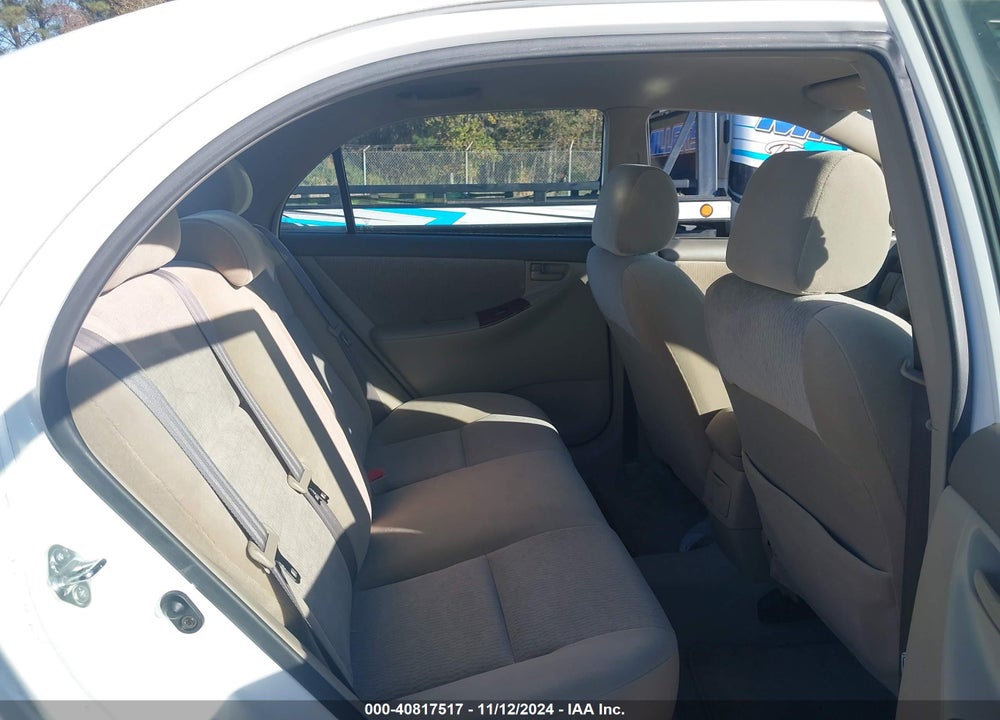 2005 TOYOTA COROLLA LE VIN: 1NXBR32E05Z347459