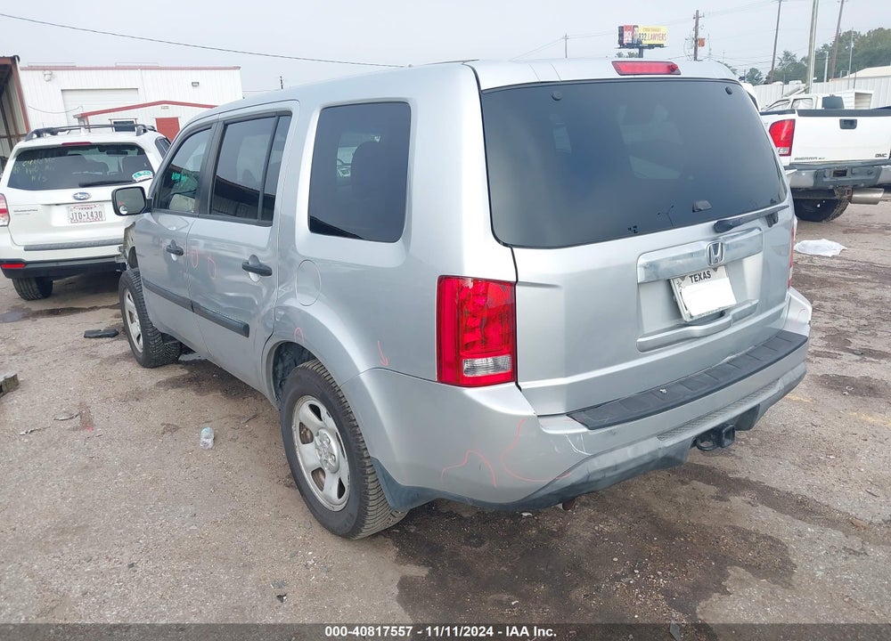 2012 HONDA PILOT LX VIN: 5FNYF3H23CB010620