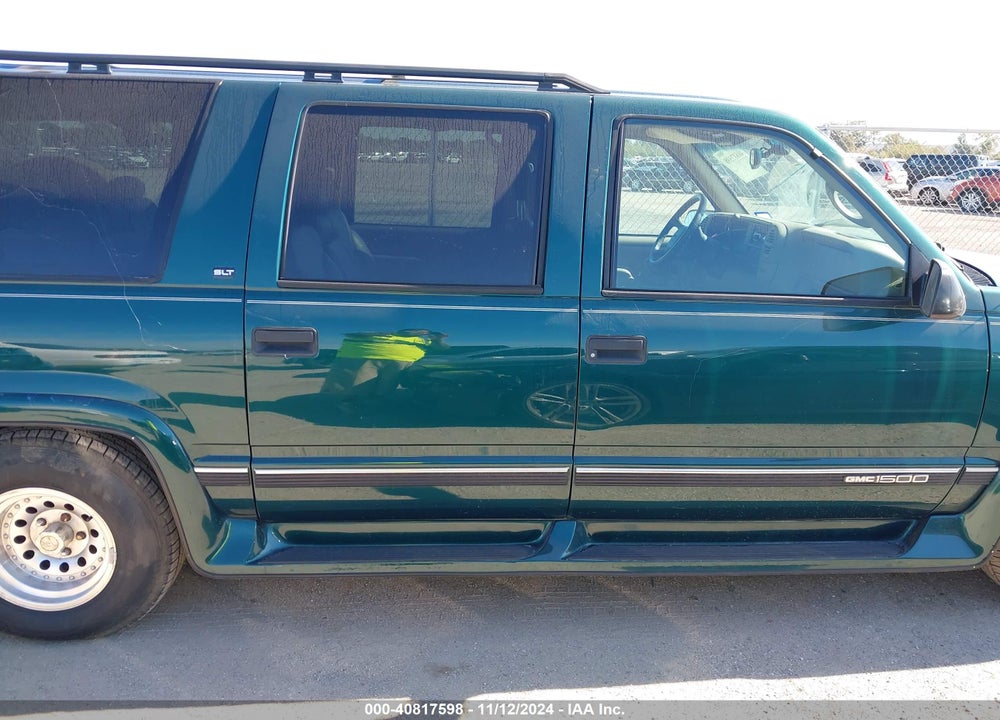 1998 GMC SUBURBAN 1500 SL VIN: 3GKEC16RXWG503987