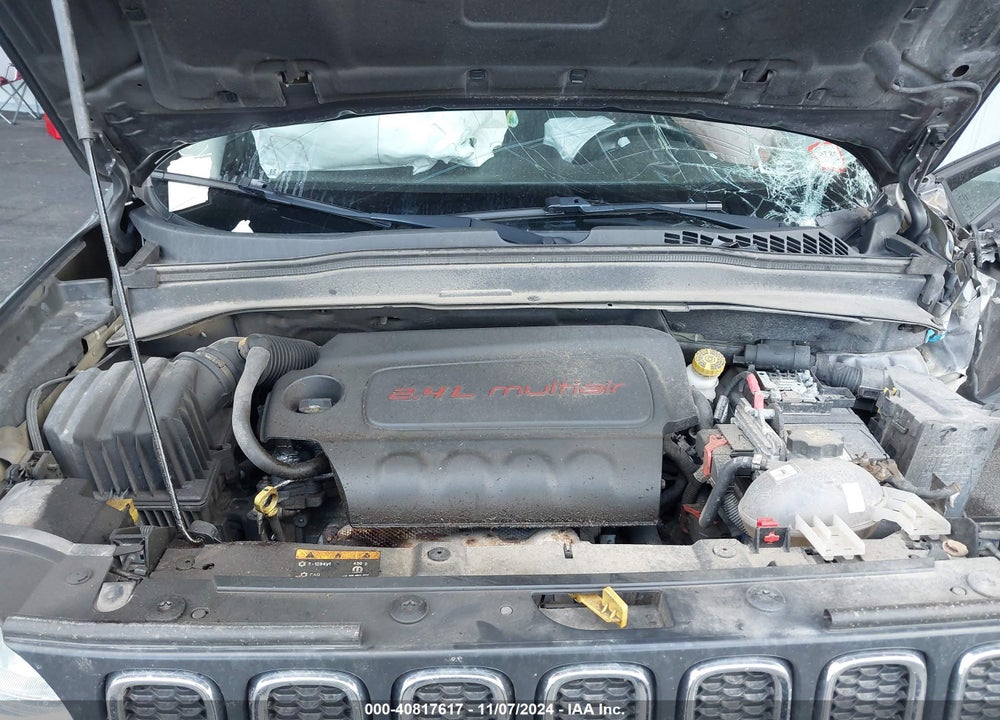 2016 JEEP RENEGADE LATITUDE VIN: ZACCJBBT5GPC52568