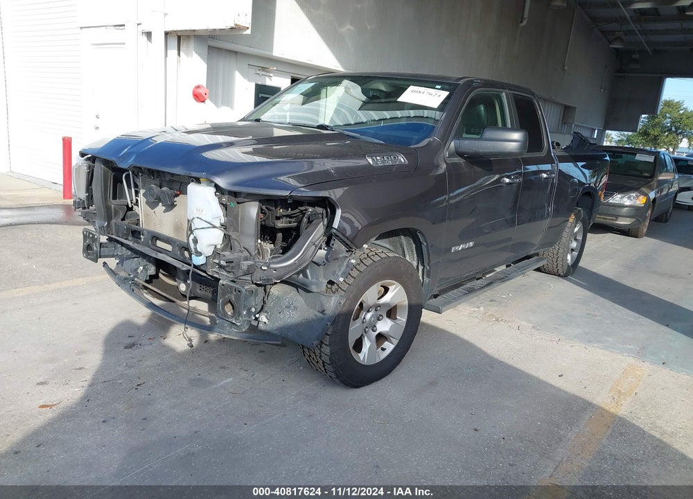 2020 RAM 1500 BIG HORN 4X4 6'4 BOX VIN: 1C6SRFBT5LN136602