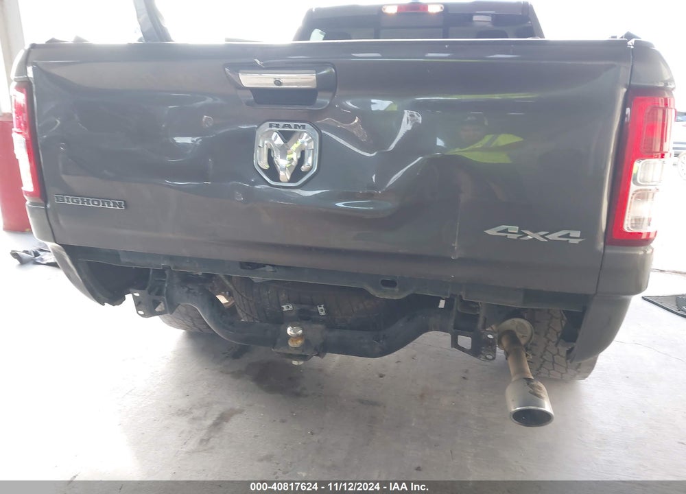 2020 RAM 1500 BIG HORN 4X4 6'4 BOX VIN: 1C6SRFBT5LN136602