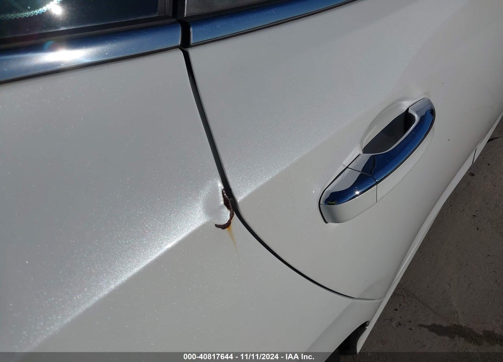 2019 HONDA INSIGHT TOURING VIN: 19XZE4F97KE011903