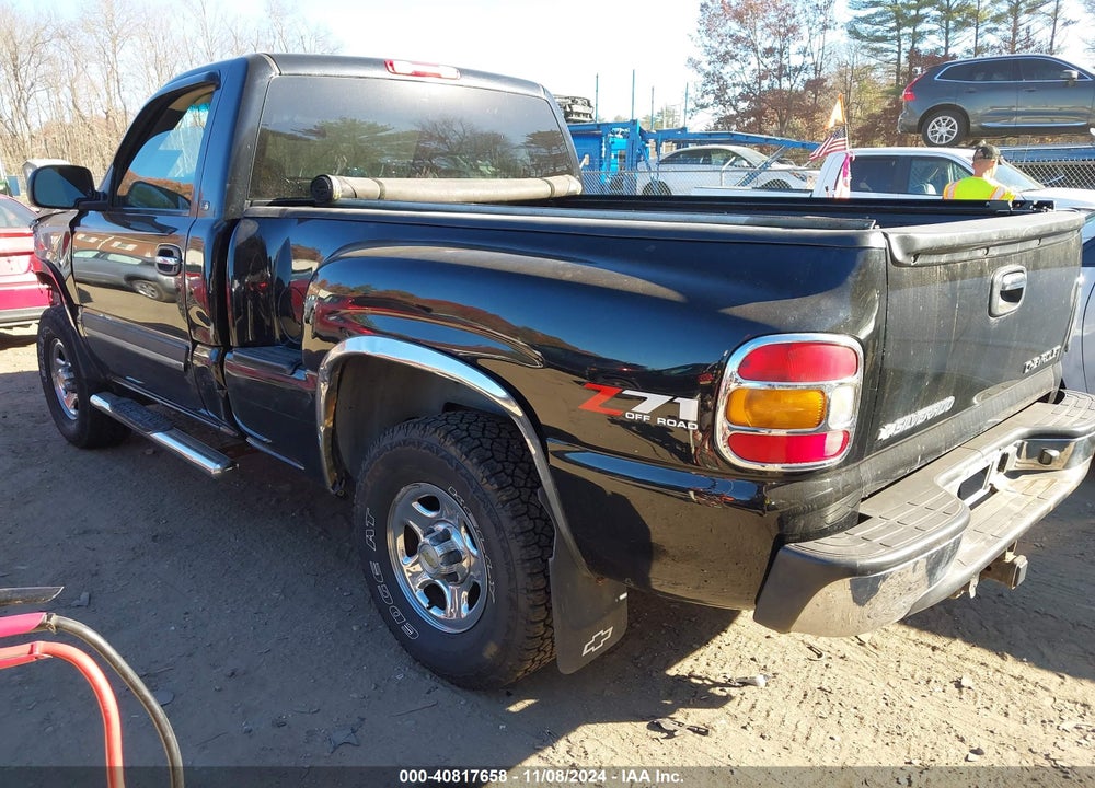 2003 CHEVROLET SILVERADO 1500 LS VIN: 1GCEK14T13Z161600
