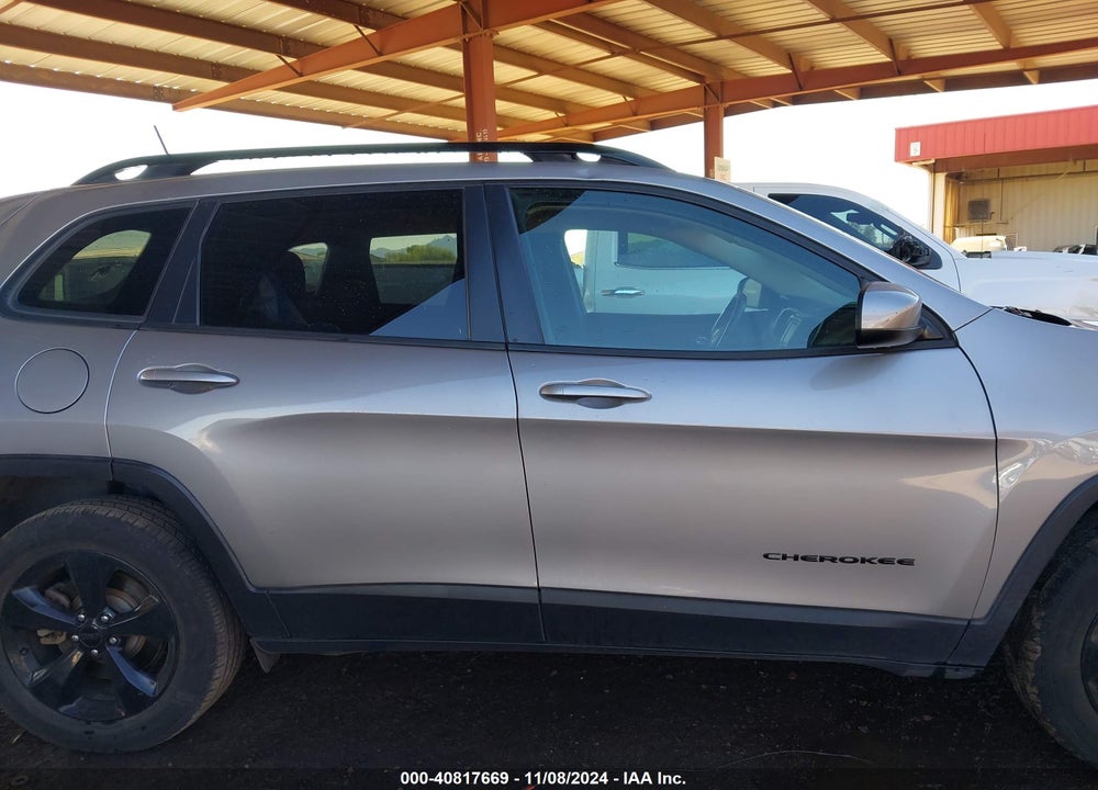 2018 JEEP CHEROKEE LATITUDE 4X4 VIN: 1C4PJMCB7JD562925