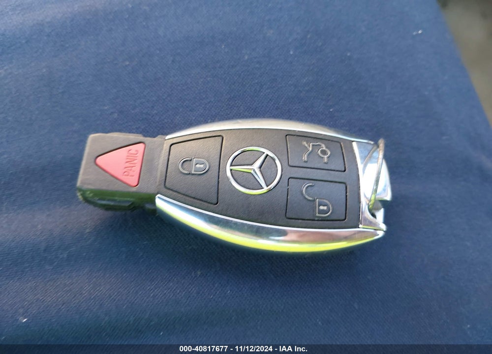 2007 MERCEDES-BENZ S 550 VIN: WDDNG71X27A038829