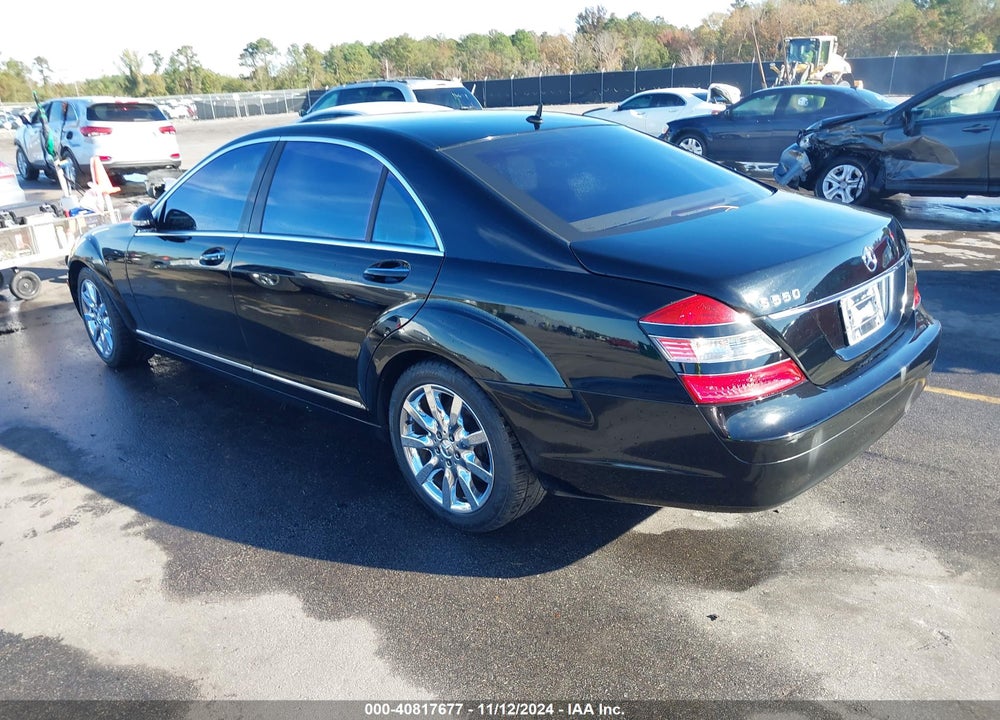 2007 MERCEDES-BENZ S 550 VIN: WDDNG71X27A038829