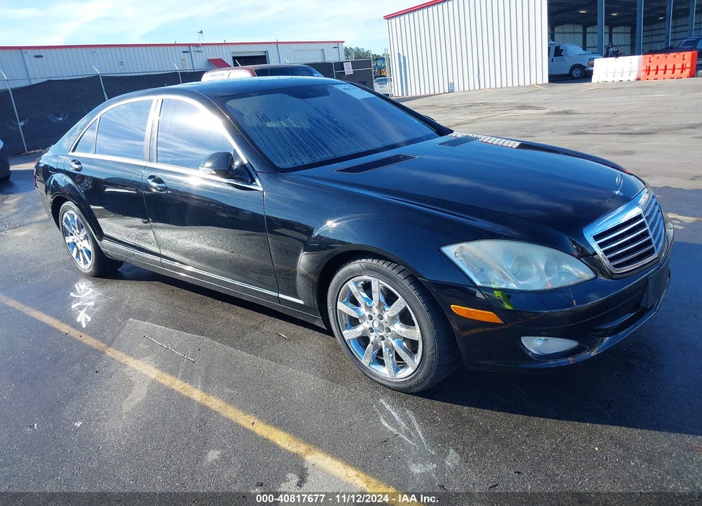 2007 MERCEDES-BENZ S 550 VIN: WDDNG71X27A038829
